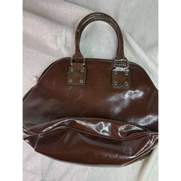 Liz Claiborne handbag, dome or satchel style bag - Picture 2 of 8